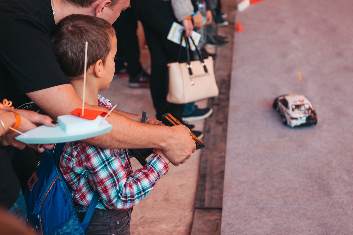 Роботы-рокеры из Берлина, настоящий Бамбли и взрывы от химиков: что приготовил Interpipe для TechFest 2019 58