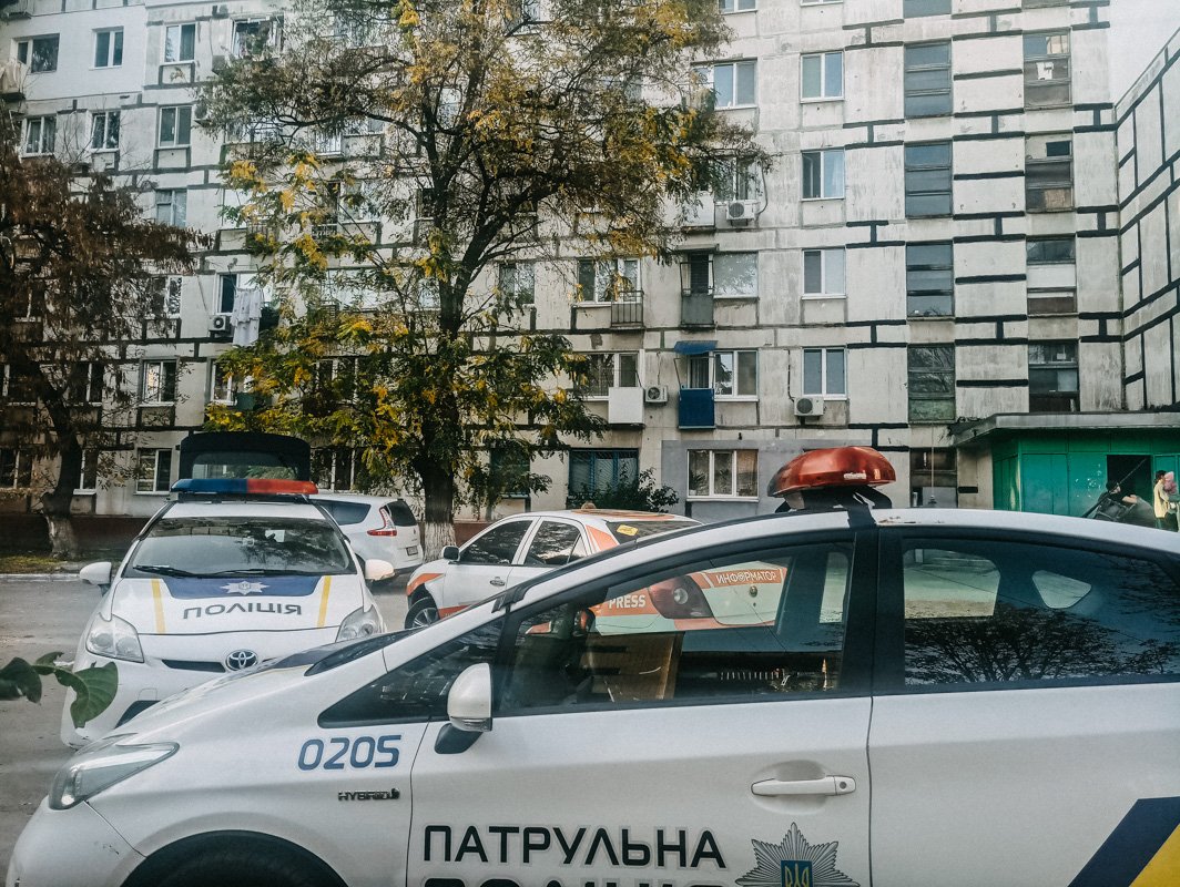 Полицейские сопровождали автомобиль скорой помощи вплоть до больницы 