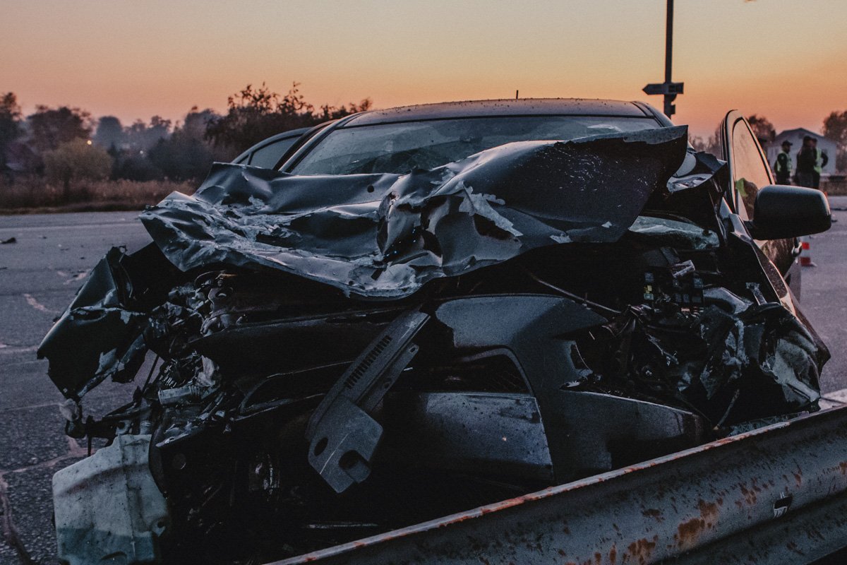 Еще четверых с места аварии забрала скорая помощь