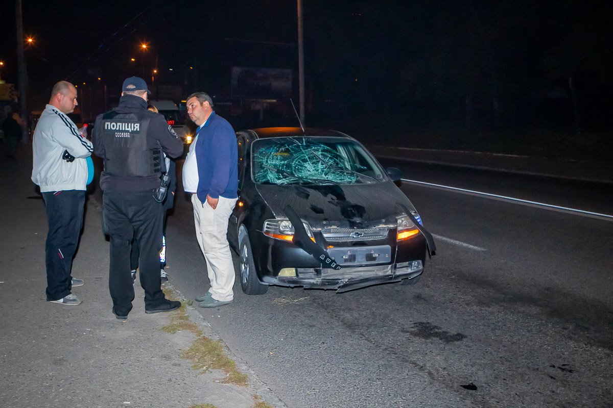 Chevrolet сбил парня