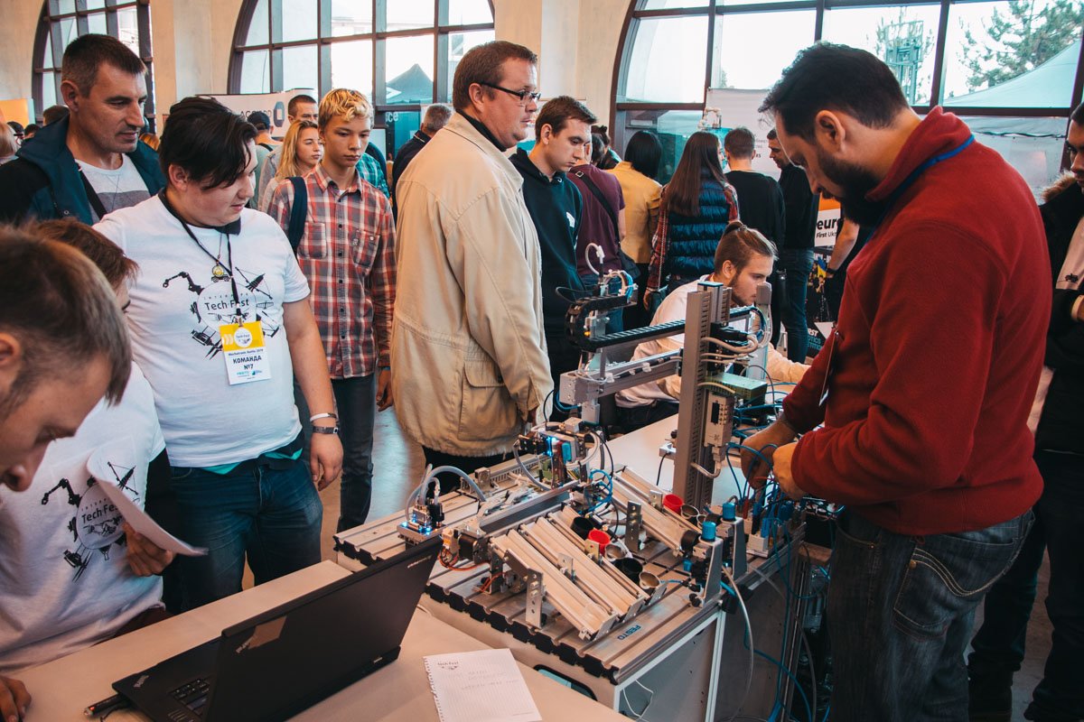 В Днепре на Interpipe TechFest показали образование будущего 14