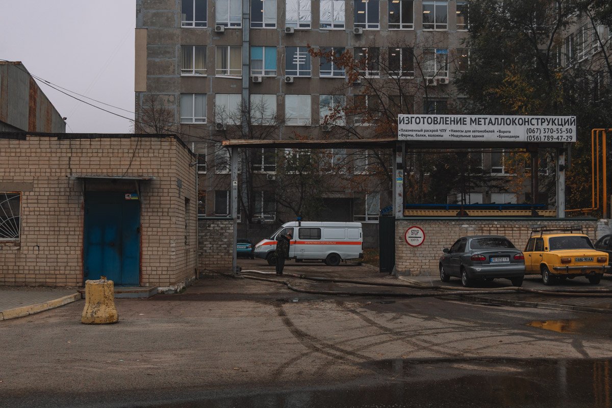 По адресу находятся склады нескольких частников и предприятий