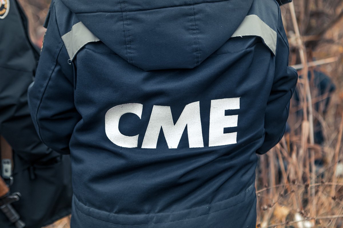 Точную причину смерти выяснят после проведения судебно-медицинской экспертизы.  Точную причину смерти выяснят после проведения судебно-медицинской экспертизы.