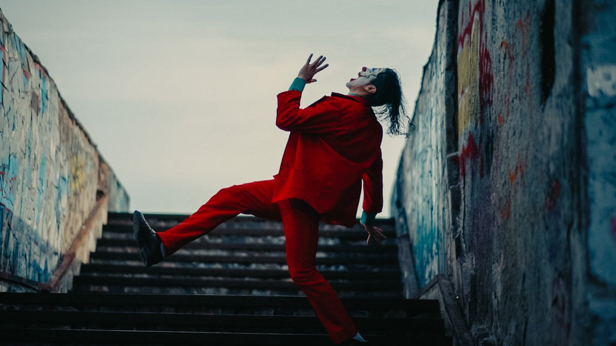 Реальность, знаете ли, мешает галлюцинировать