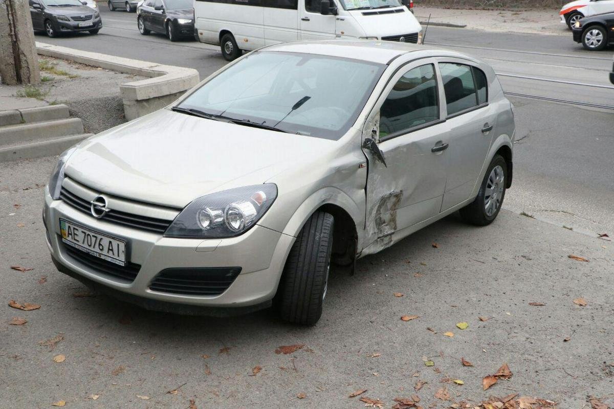 Повреждения Opel
