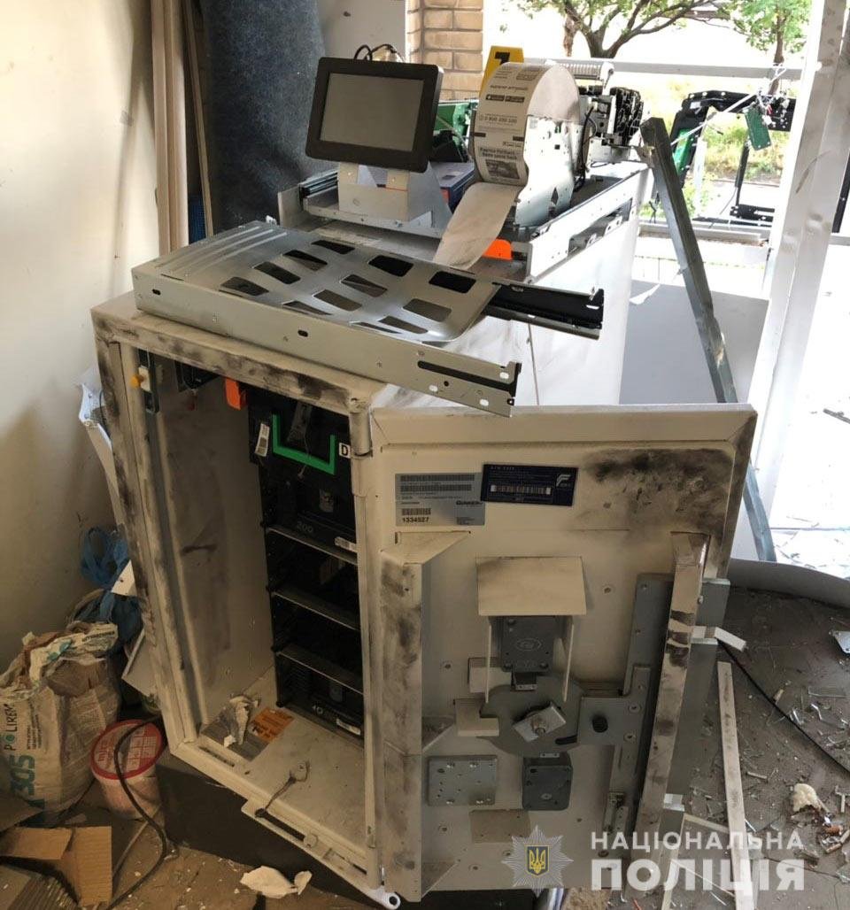 Банкоматы повреждали путем взрыва газовоздушной смеси Банкоматы повреждали путем взрыва газовоздушной смеси