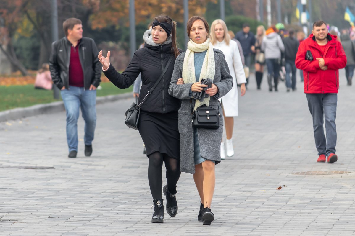 Только представь, когда мы придем к мировому господству... Только представь, когда мы придем к мировому господству...