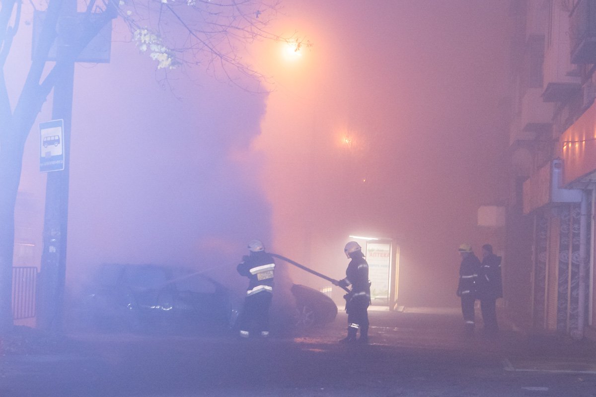 Огонь удалось потушить в течение 5 минут Огонь удалось потушить в течение 5 минут