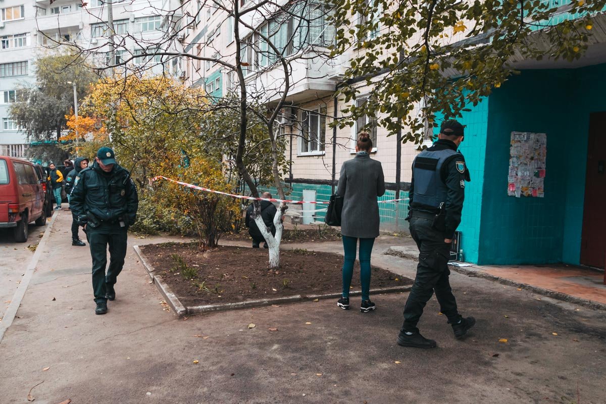 Предварительно, на теле умершего обнаружили телесные повреждения Предварительно, на теле умершего обнаружили телесные повреждения