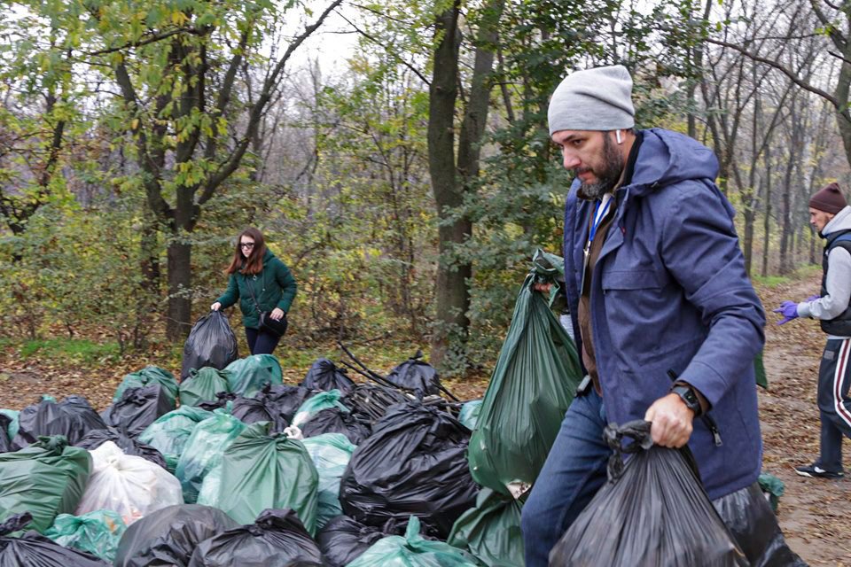 За собранный мусор получали бонусы