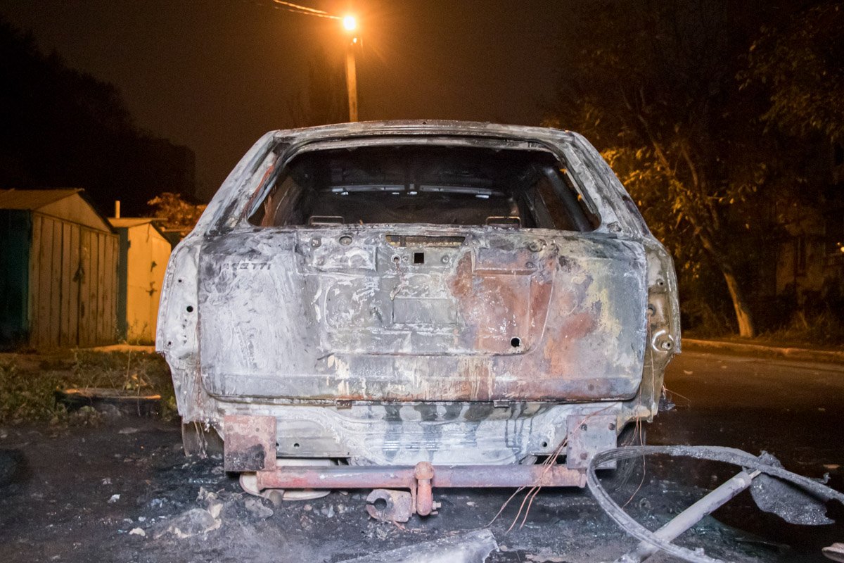 Теперь это груда металла