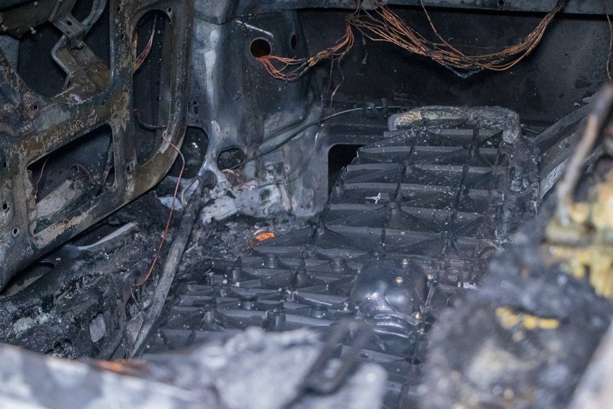 Торчащие провода