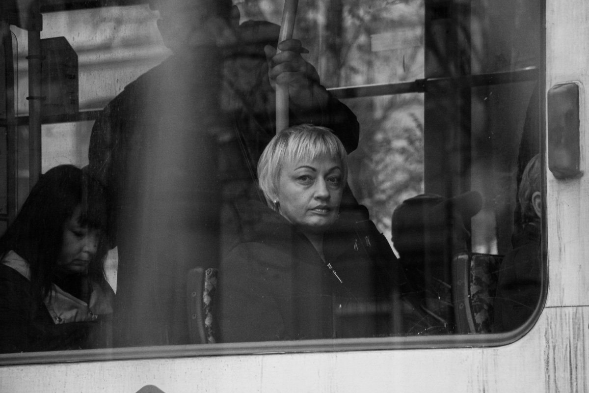 Вы прекрасны, но все же улыбайтесь Вы прекрасны, но все же улыбайтесь