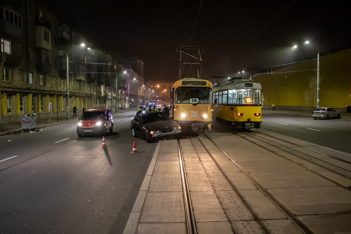 Работают патрульные Работают патрульные