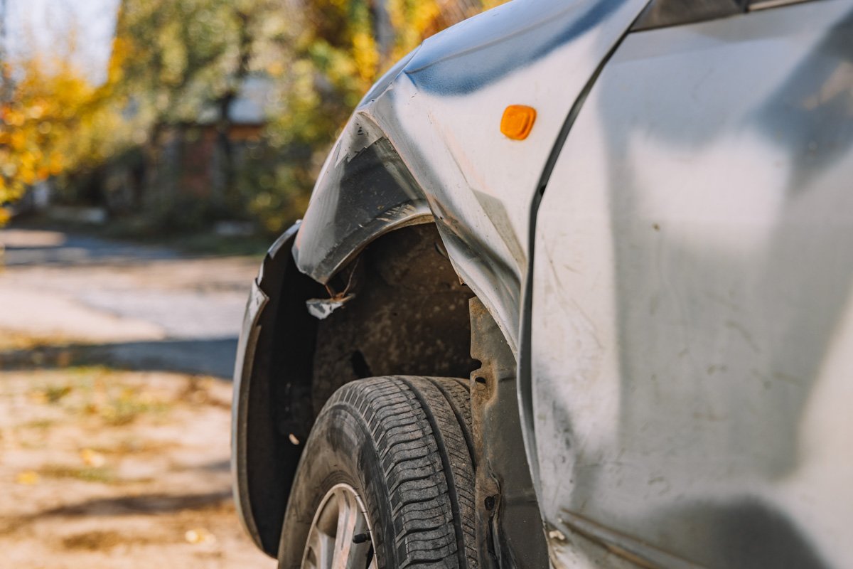 Кто был за рулем и где этот человек сейчас - неизвестно