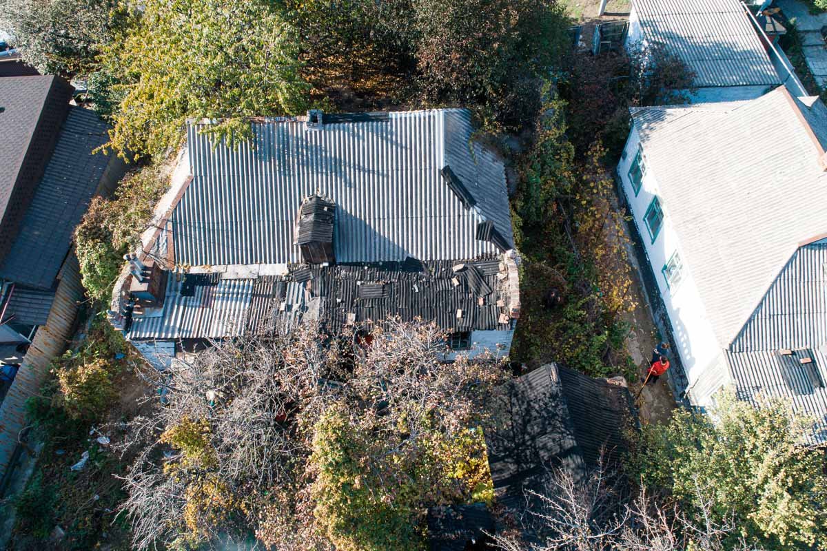 Крыша и стены целы Крыша и стены целы