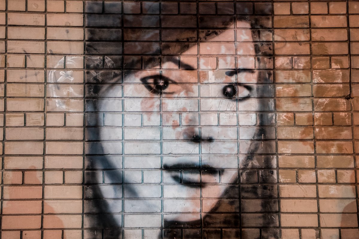 Сегодня семья Алины и Виталия Яценко живут в конце проспекта Слобожанского