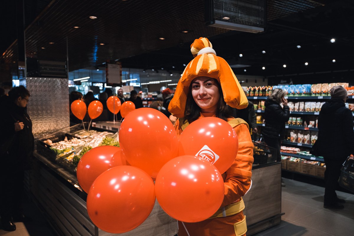 В Днепре на Донецком шоссе прошло громкое открытие нового АТБ 9