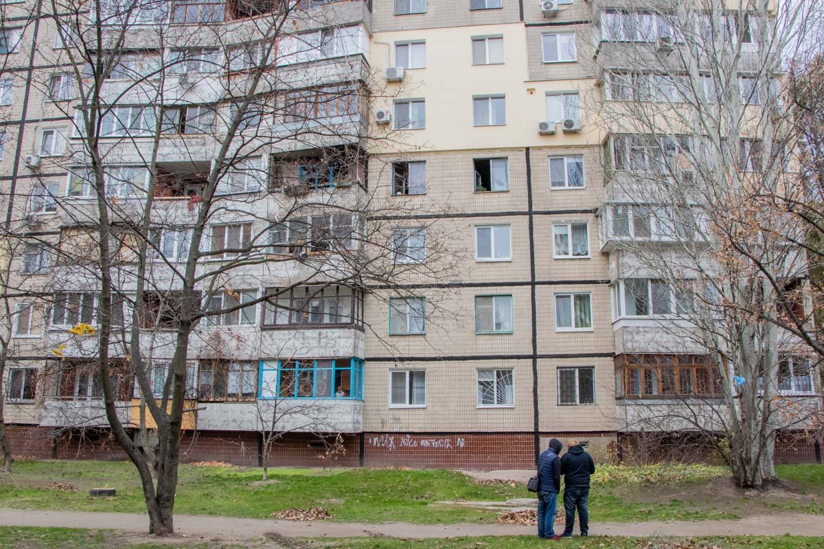 Предварительно, причиной пожара стал не до конца затушенный окурок