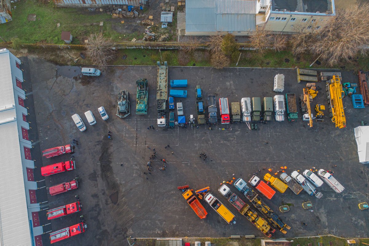 Городу показали технику