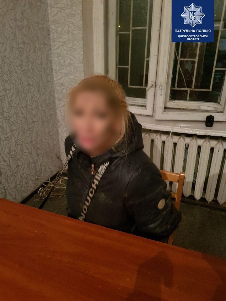 Женщина пыталась сбежать от патрульных. Не вышло. Женщина пыталась сбежать от патрульных. Не вышло.