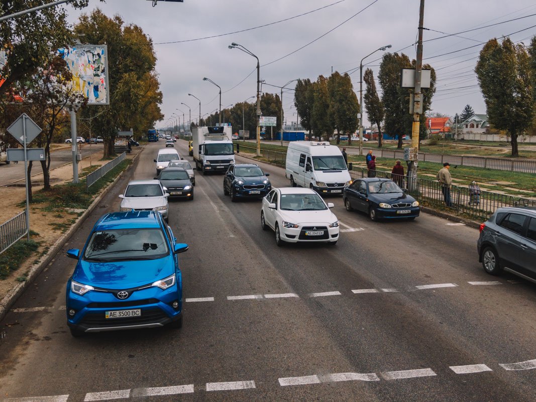 На Донецком шоссе плотный трафик