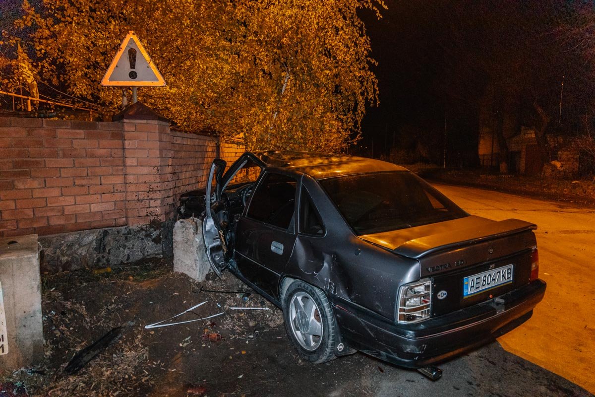на пересечении Моторной и Гуртовой столкнулись Opel и Chevrolet на пересечении Моторной и Гуртовой столкнулись Opel и Chevrolet
