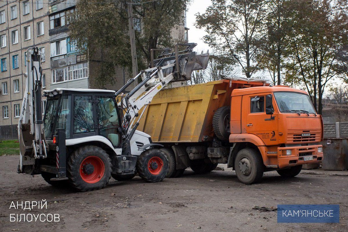 Мэр Каменского объехал город с инспекцией 4