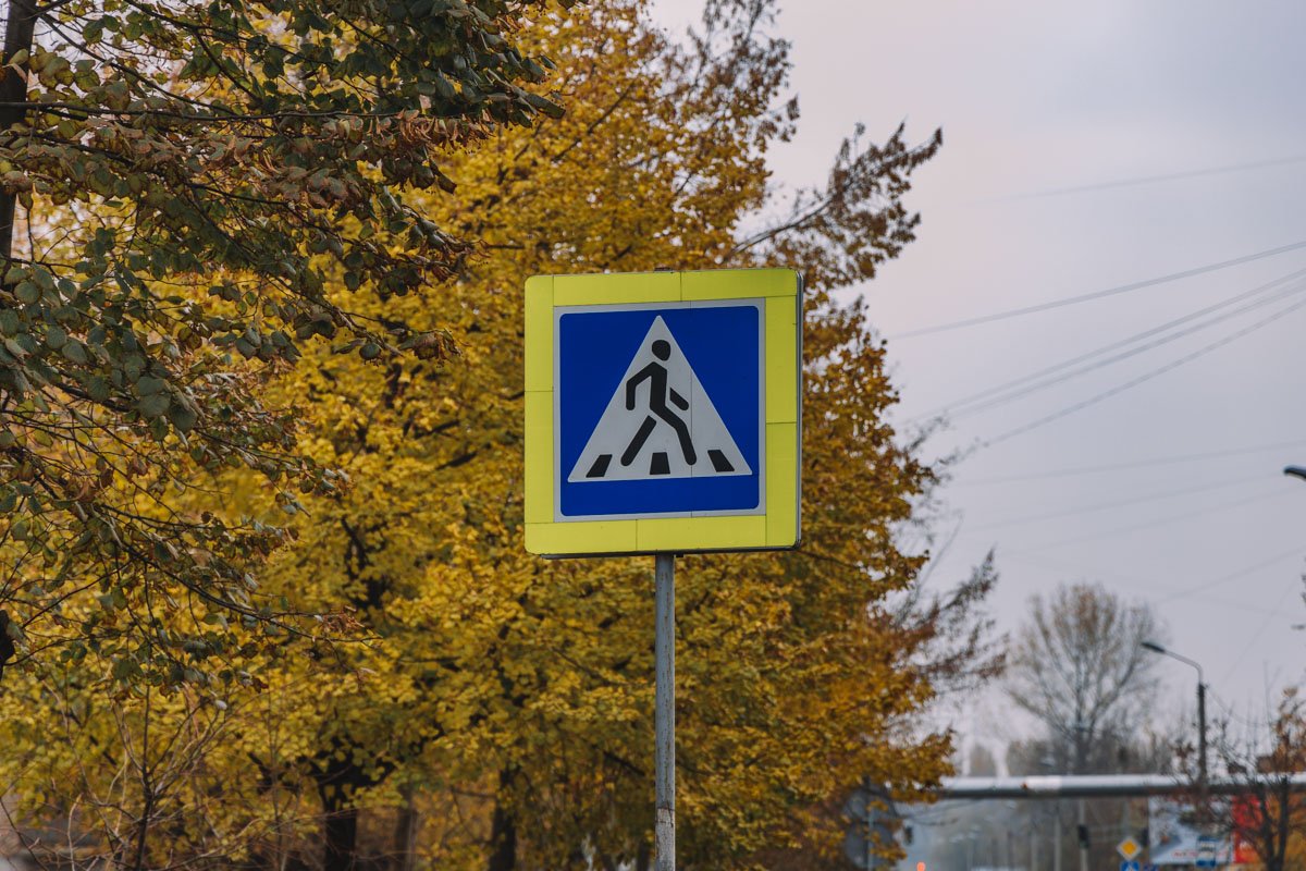 Авария произошла прямо напротив школы № 62