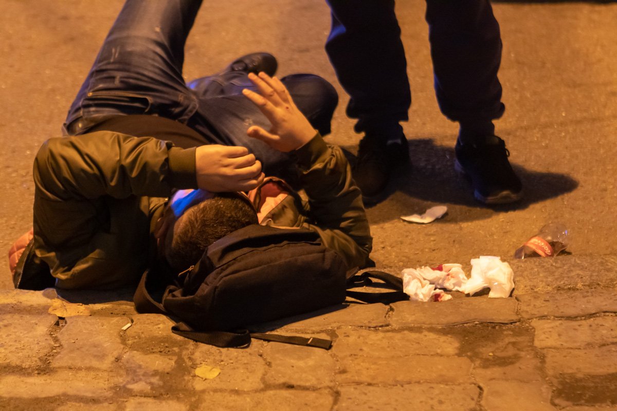 В центре Днепра напротив «Смартс» Daewoo сбил пешехода 2