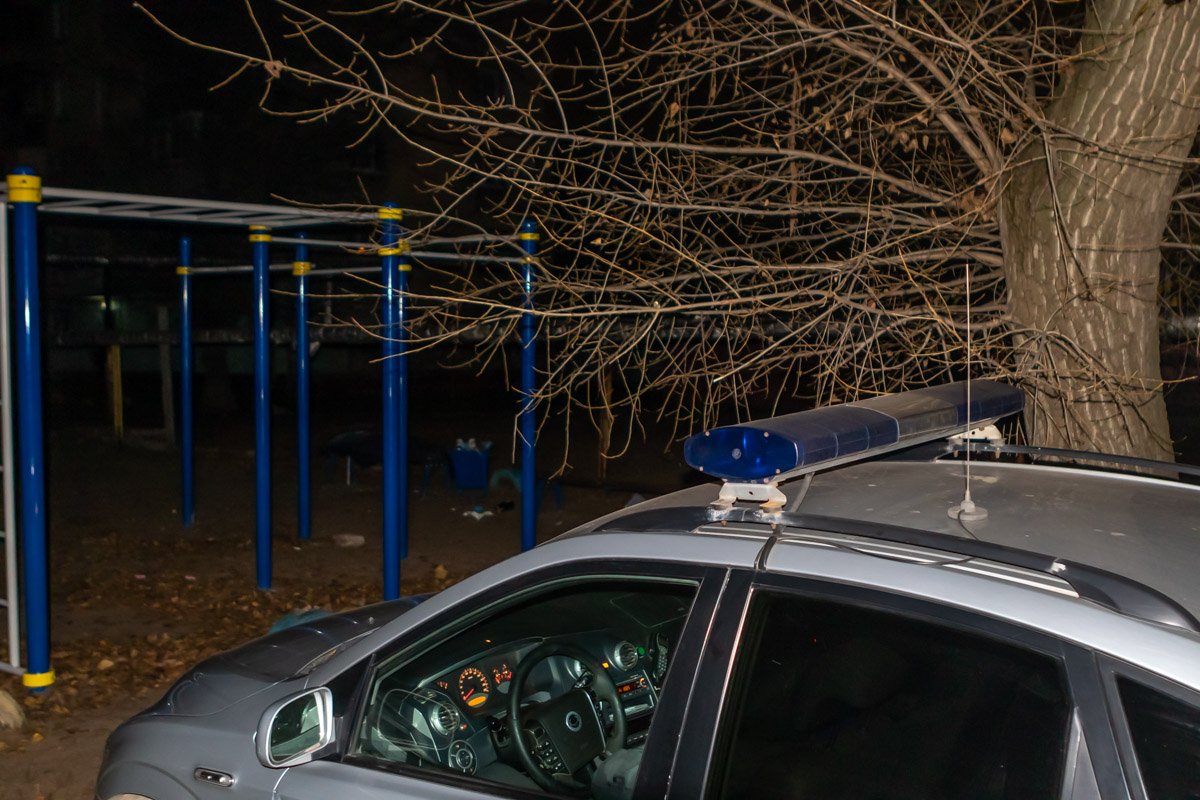 На месте работает следственно-оперативная группа На месте работает следственно-оперативная группа