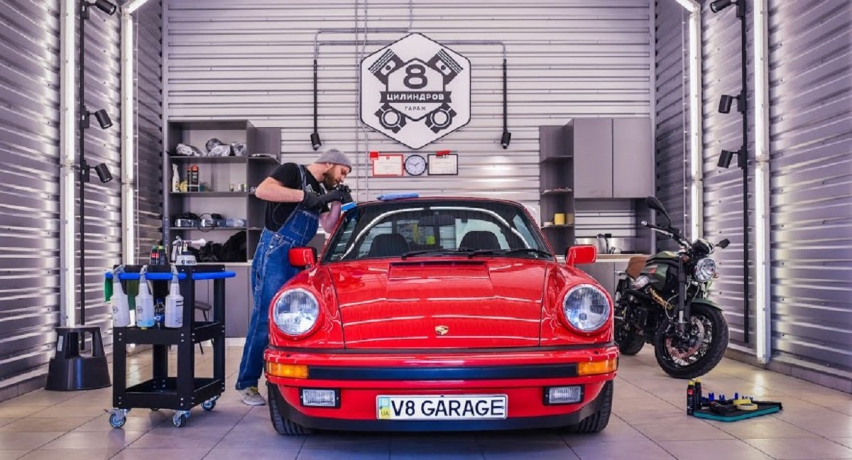 Где в Днепре находится автосервис, непохожий на СТО, - ГАРАЖ 8 ЦИЛИНДРОВ 4