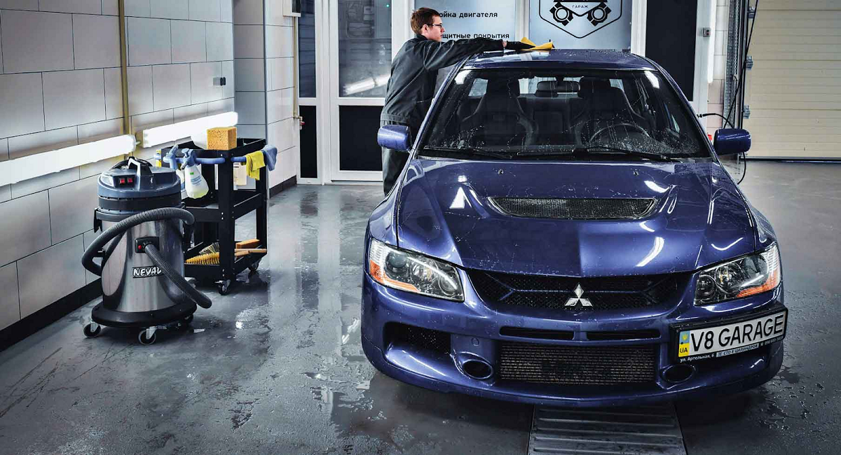 Где в Днепре находится автосервис, непохожий на СТО, - ГАРАЖ 8 ЦИЛИНДРОВ 5