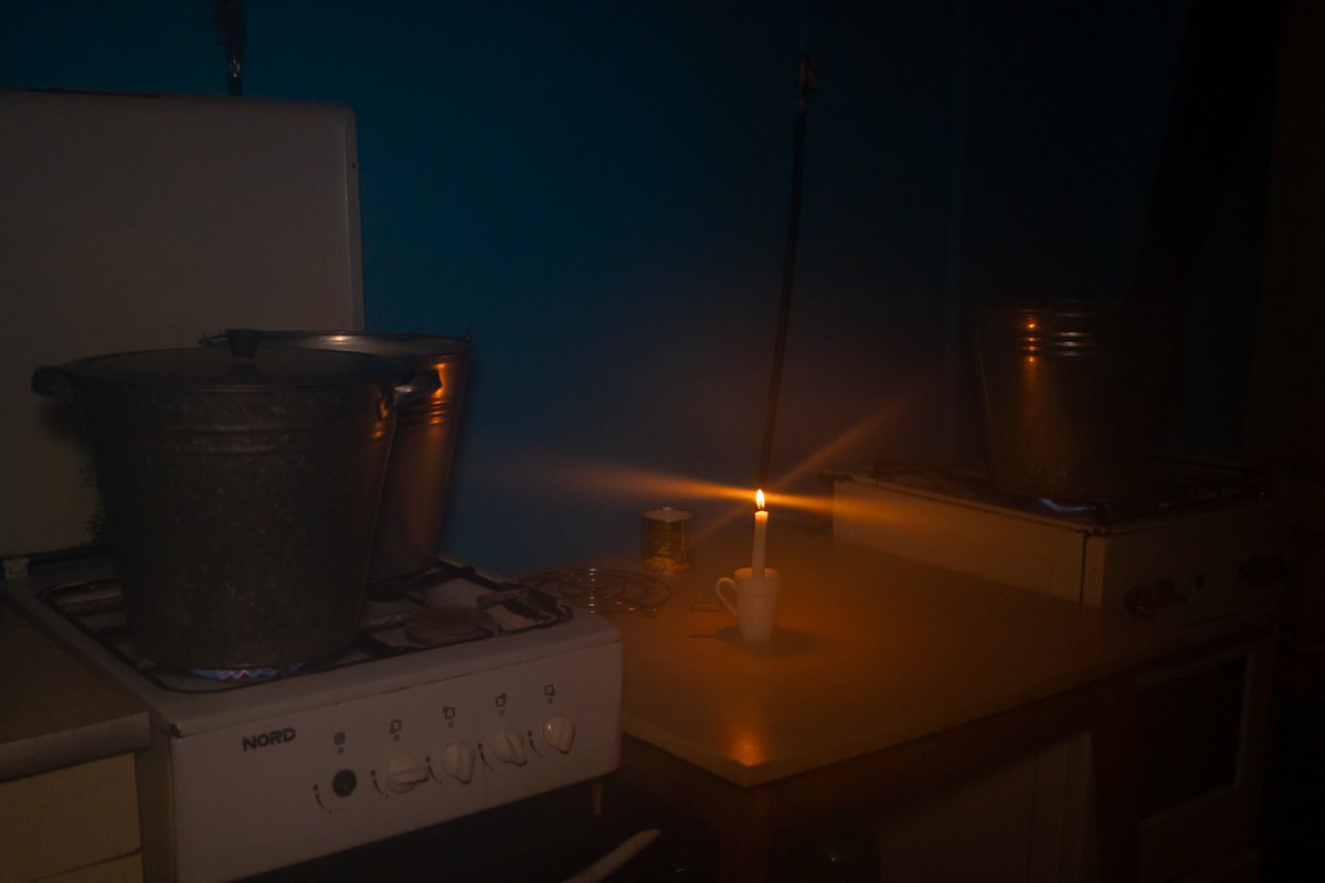 Ребятам общежития №4 повезло - у них работает газовая плита