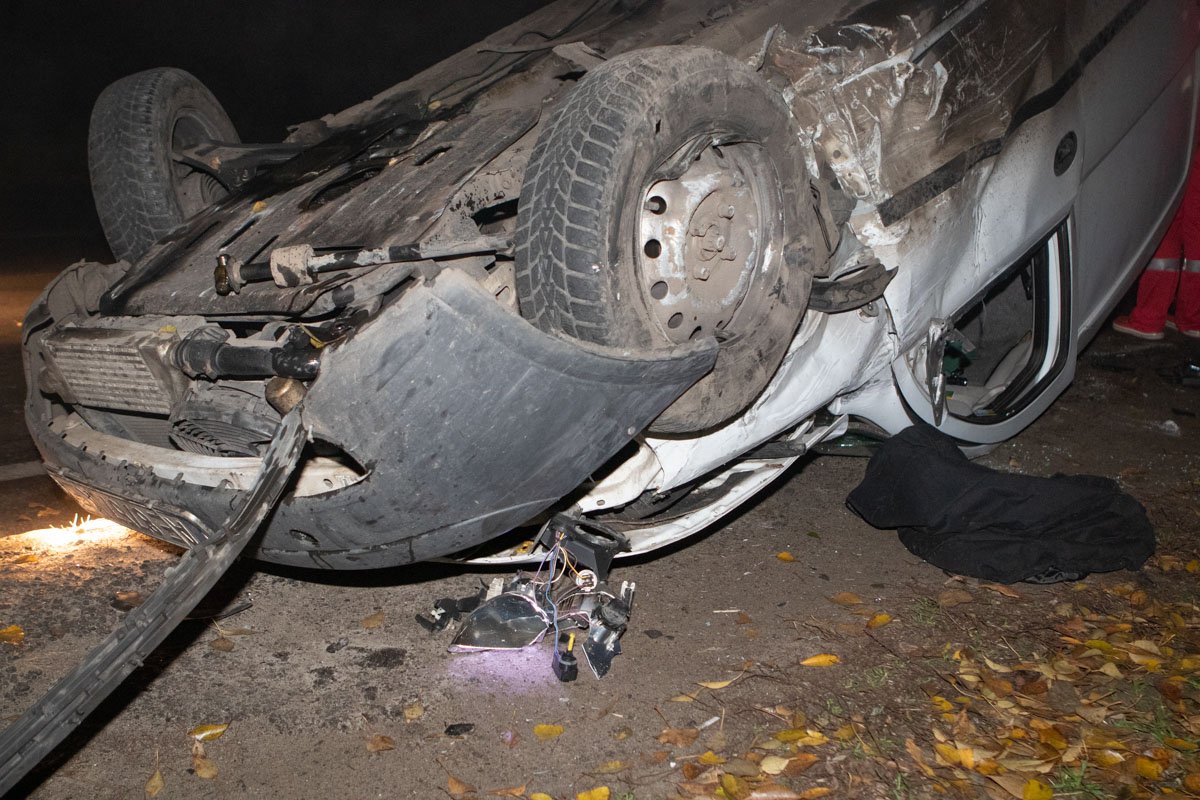 На месте работают правоохранители 