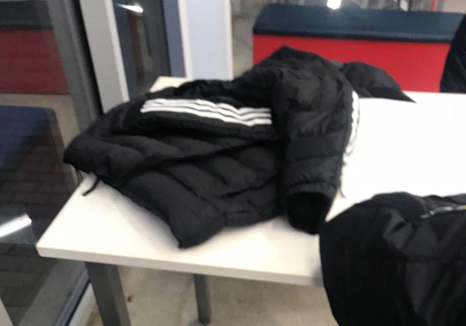 В Днепре мужчина пытался украсть зимнюю куртку