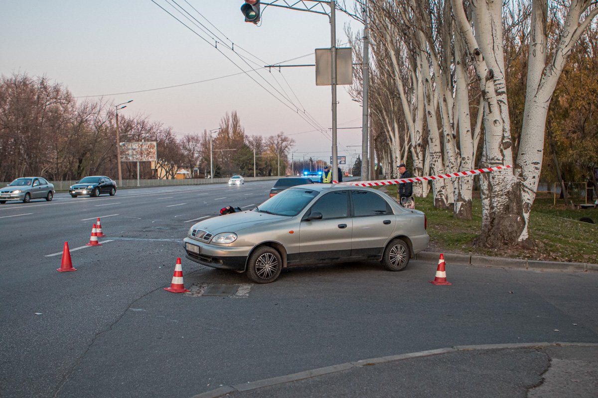 Водитель авто утверждает, что ему горел "зеленый" сигнал светофора