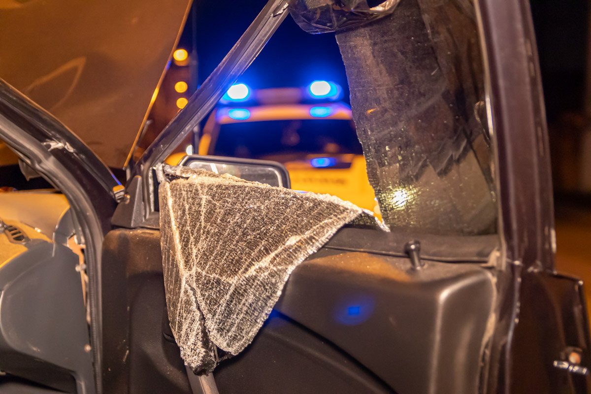 Разбитая машина