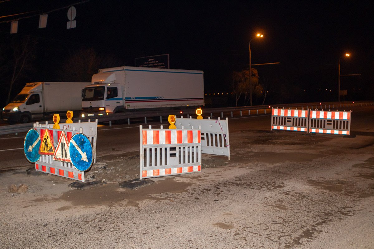 Для объезда препятствий пустили автобусы на автономном ходу Для объезда препятствий пустили автобусы на автономном ходу