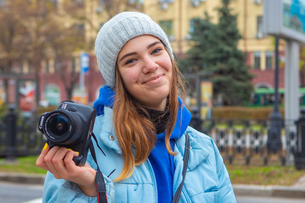 Улыбнулась она, а светлее стал весь мир :) Улыбнулась она, а светлее стал весь мир :)