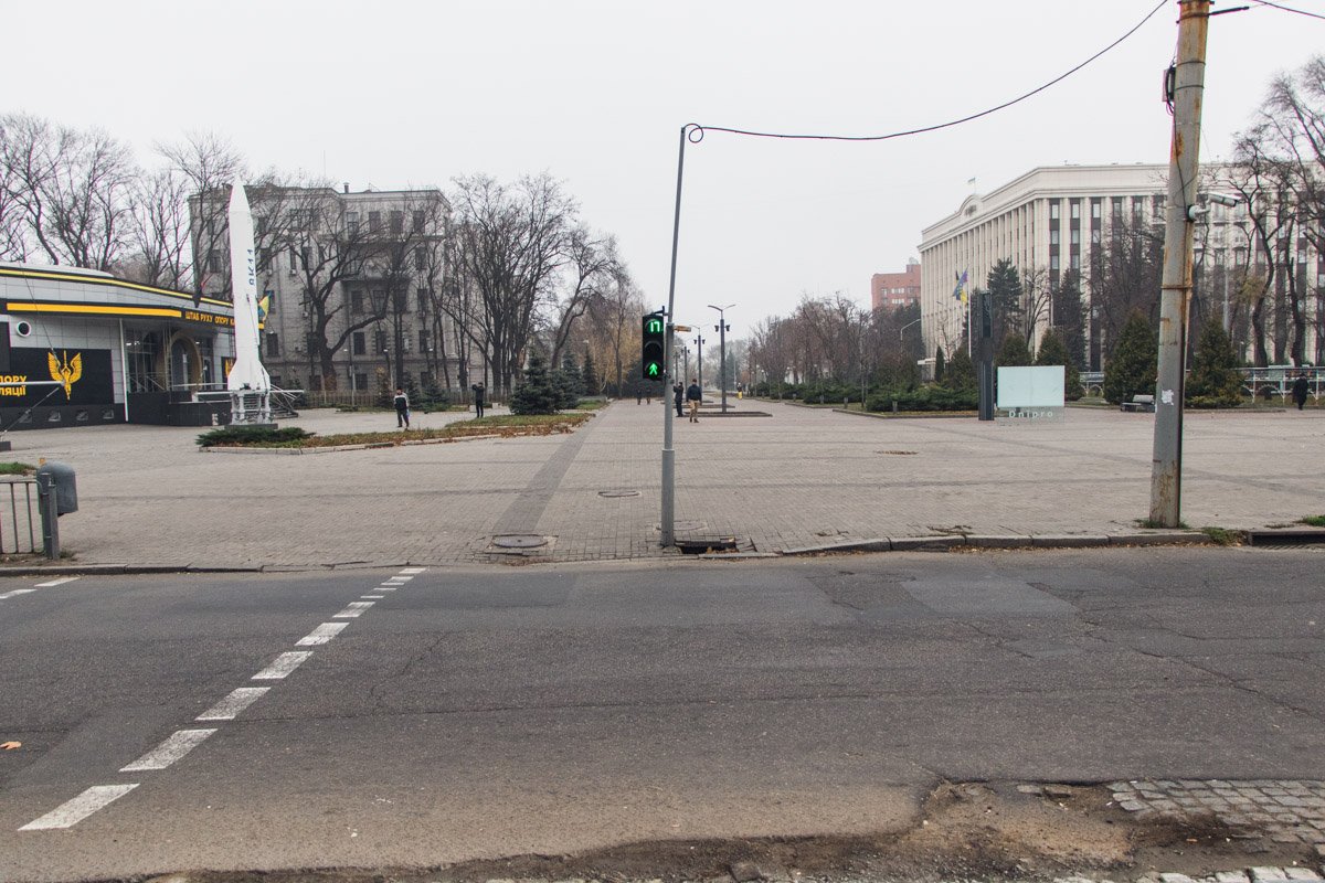 Проблема на проспекте Поля, 1