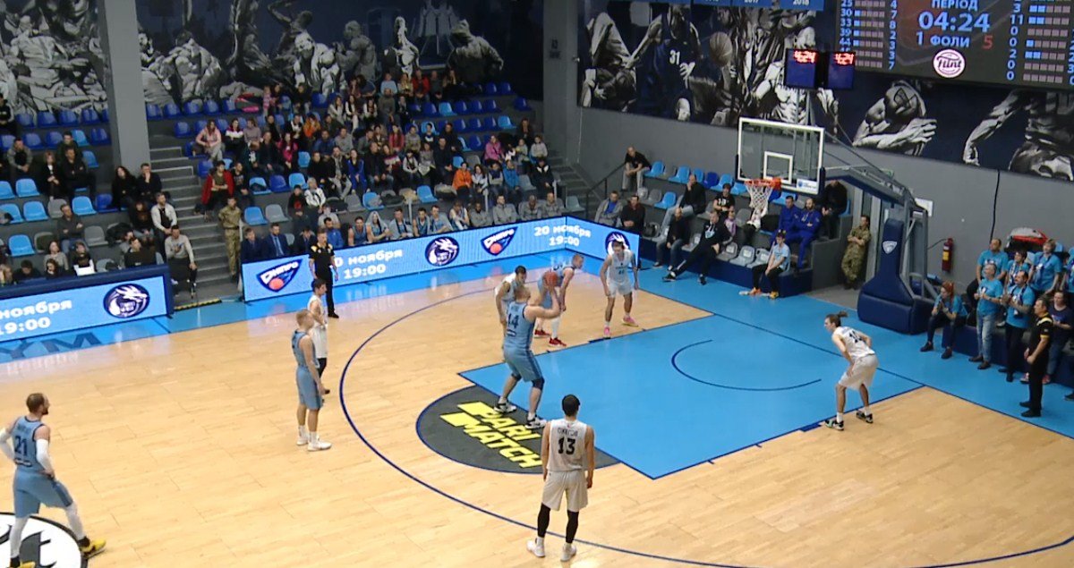 Во второй четверти игра "Днепра" в атаке свелась к штрафным броскам в исполнении Кирилла Фесенко