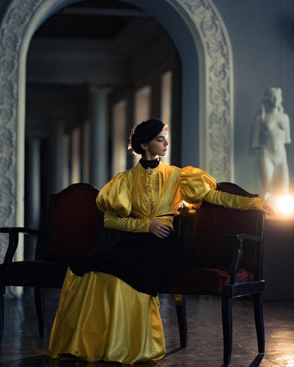 Во Дворце студентов в Днепре сняли мистический косплей на фильм "Багровый пик" 5