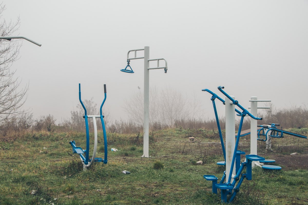 Спорт среди мусора Спорт среди мусора