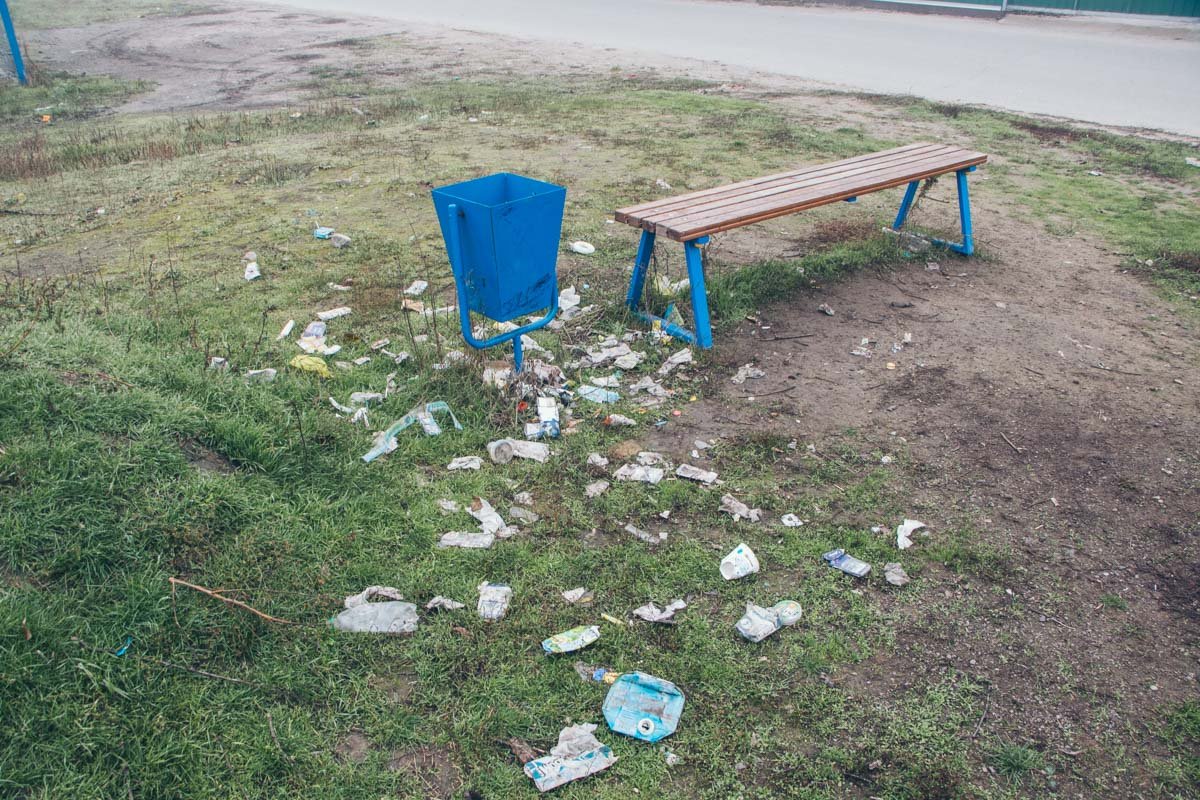 Детская площадка... Детская площадка...