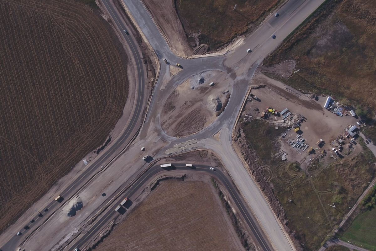 Движение здесь будет кольцевое