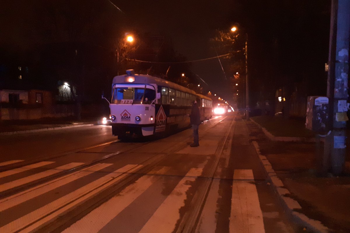 Движение трамваев временно остановлено