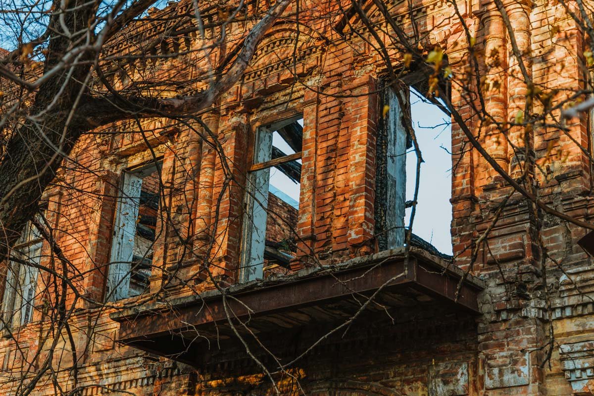 Рассматривайте Днепр