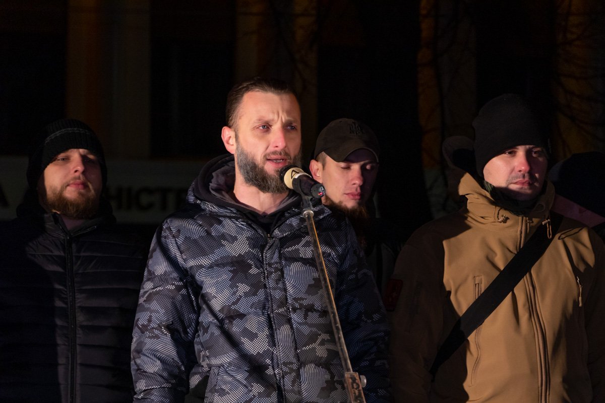 У микрофона выступали активисты и ветераны