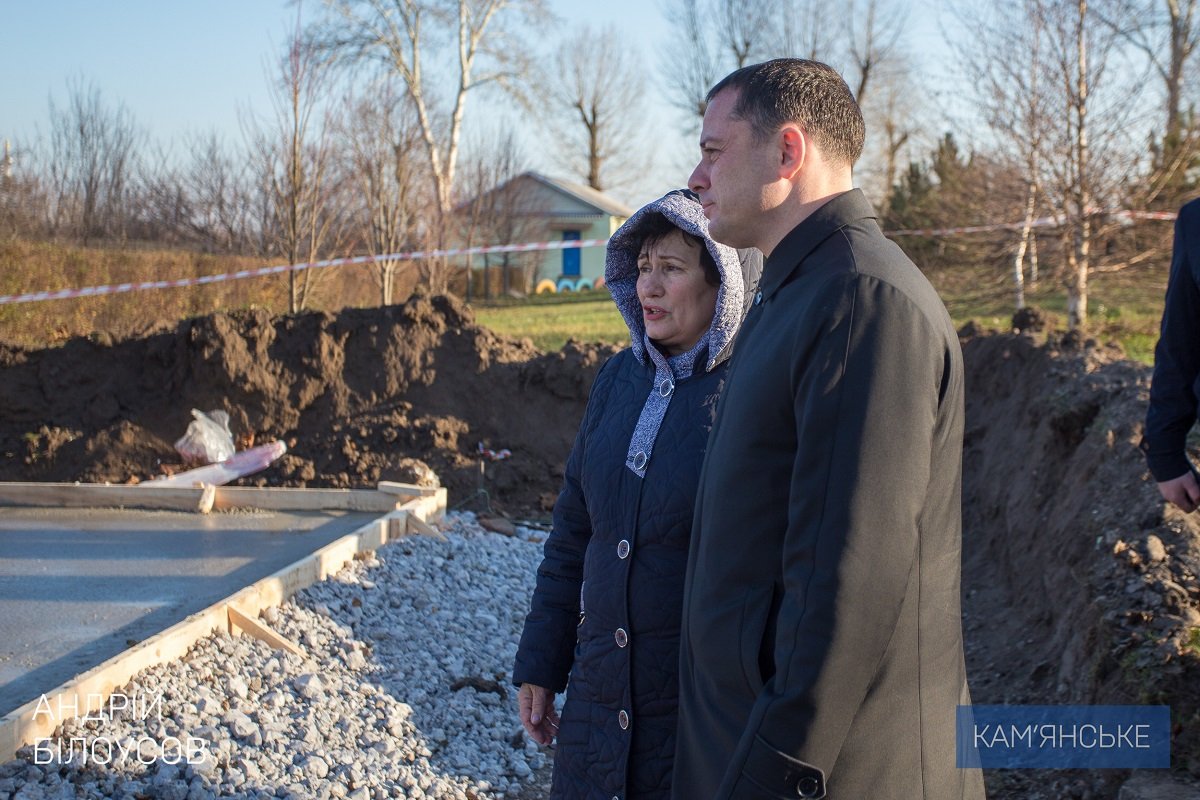 В Каменском строят два стадиона 1